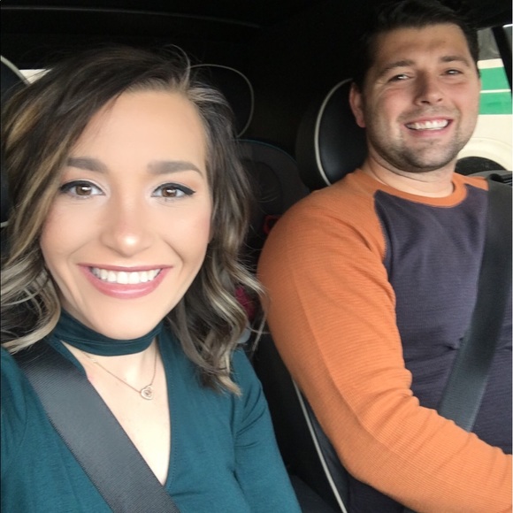 Meet your Posher, Audra - Picture 2 of 8